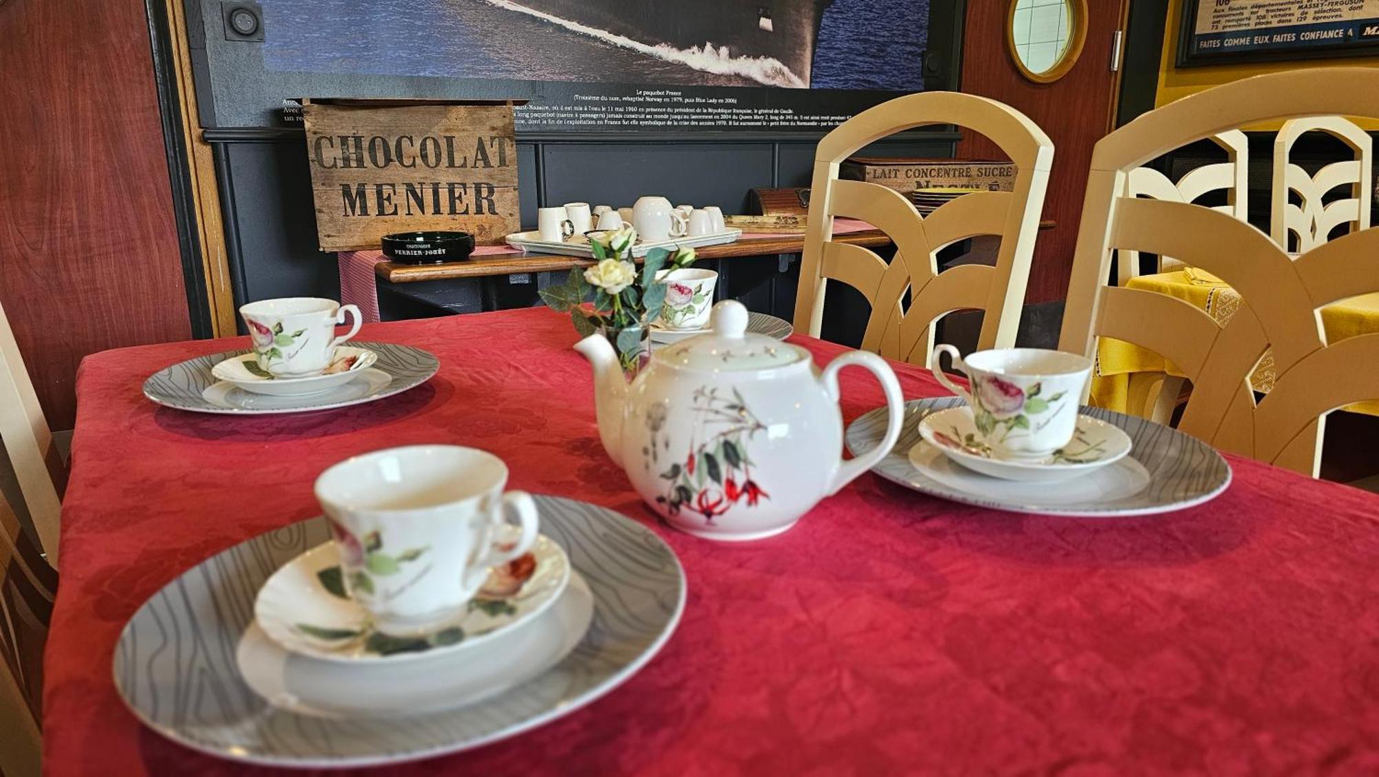 Au P'Tit Quinquin Hotel Ceaux Ngoại thất bức ảnh